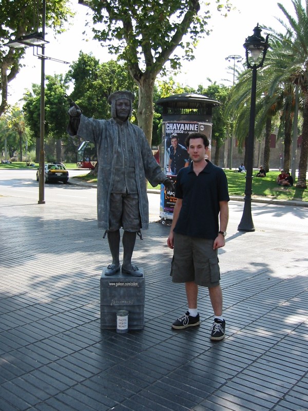 Columbus street performer